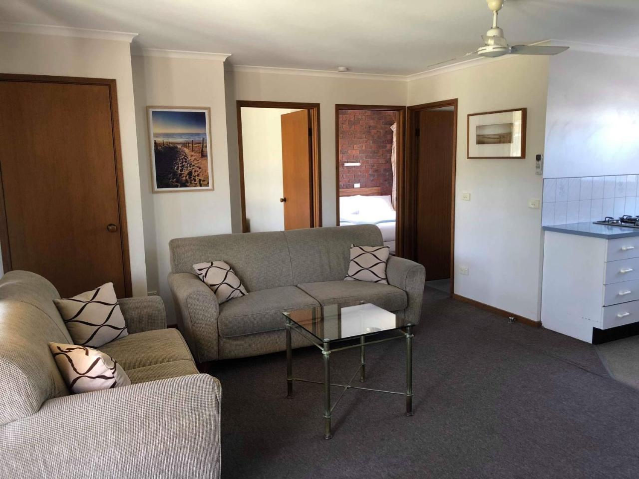 Lakes Jakaranda Holiday Units Lakes Entrance Exteriér fotografie